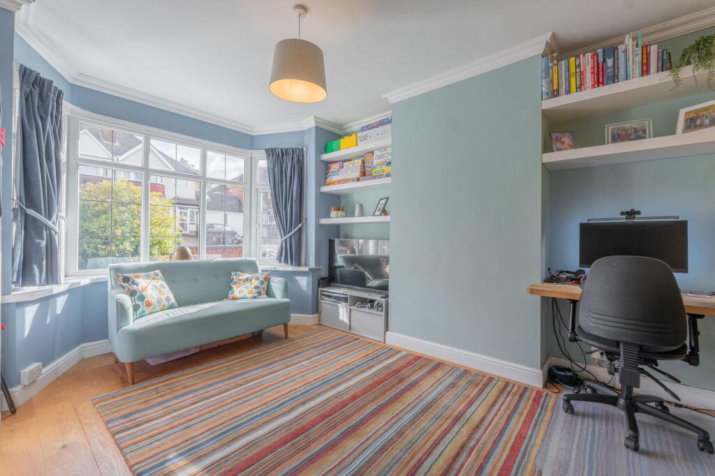 Additional image 4 of Greyfort Crescent, Solihull, B92 8DN