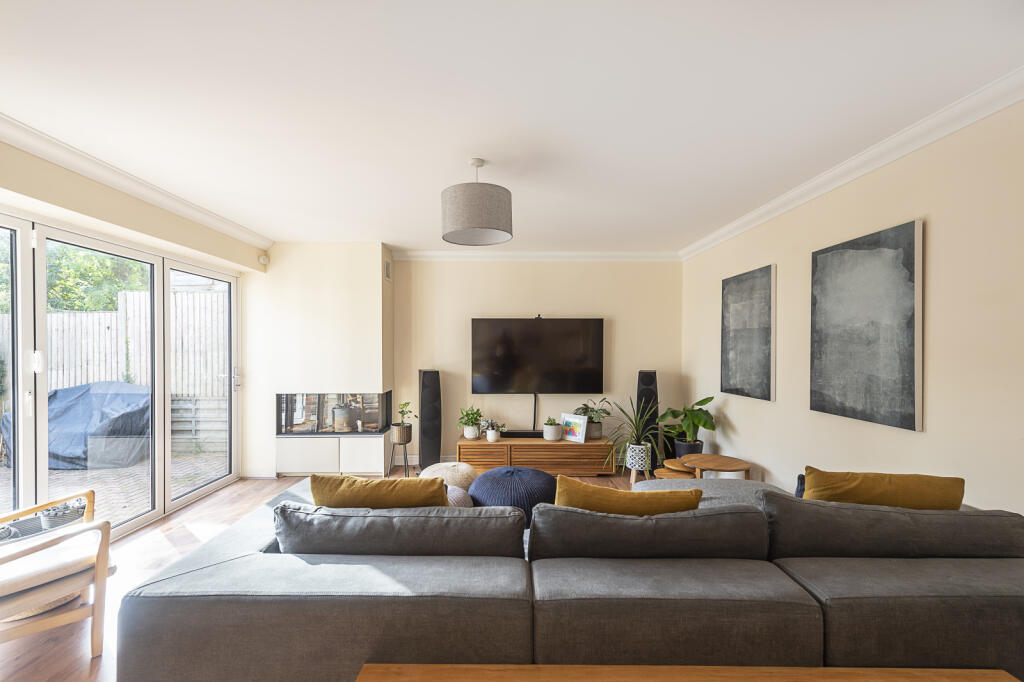 Additional image 6 of Penn Road, Park Street, St. Albans, Hertfordshire, AL2