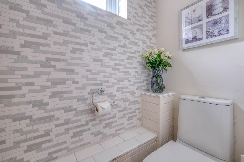 Additional image 11 of Lightoak Close, Redditch, B97