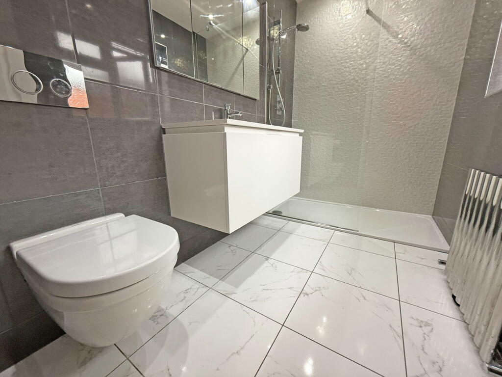 Additional image 18 of Hitherside, Dickens Heath, Solihull, B90 1RT