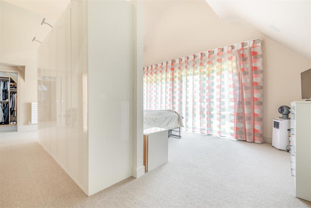 Additional image 29 of Moor Hall Drive