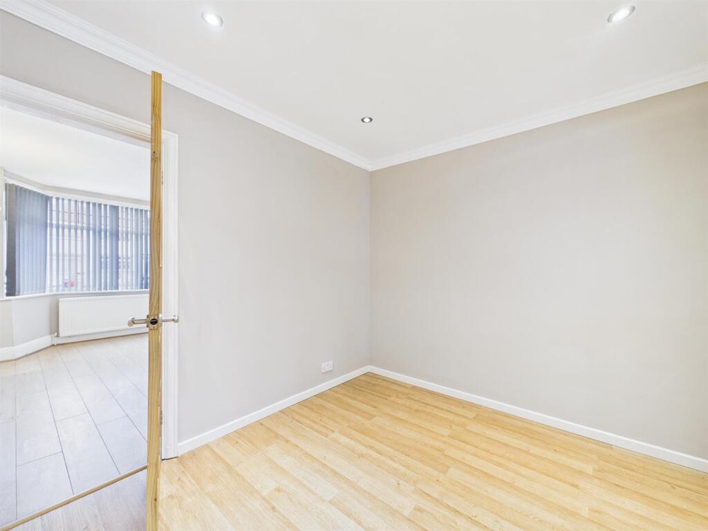 Additional image 4 of 76, Summerfield Road Solihull, B92 8PZ