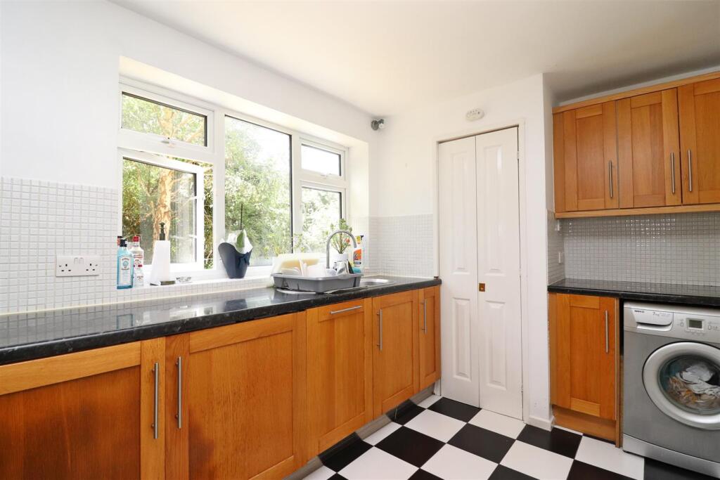 Additional image 6 of Riverside Road, St. Albans