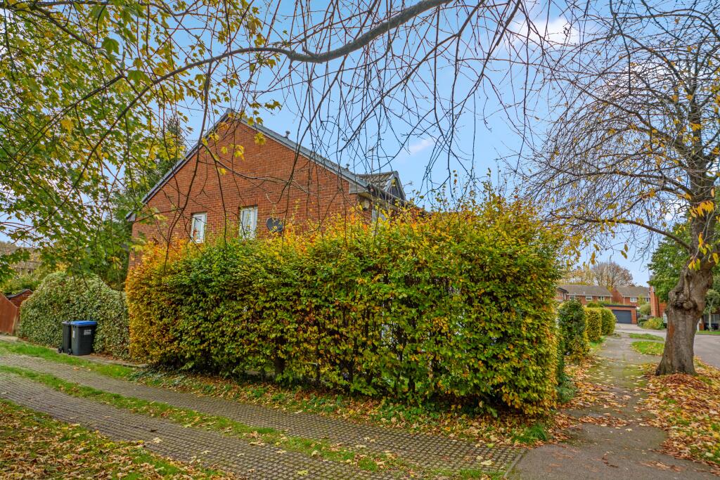 Additional image 4 of 56 Forresters Way, Hertfordshire, AL7 2HZ