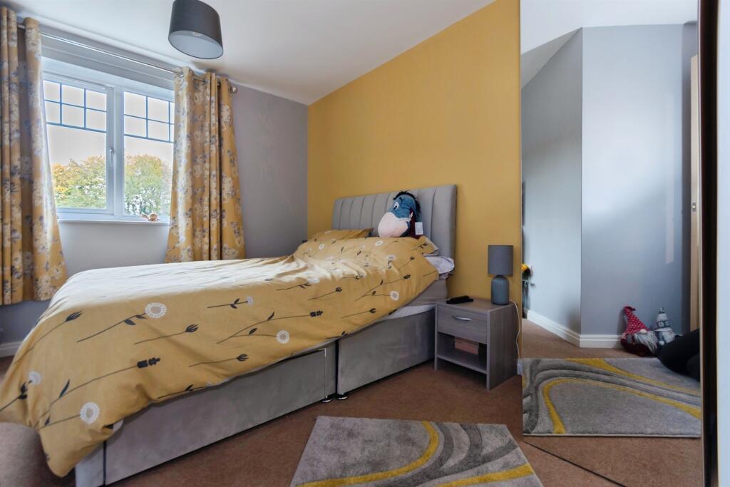 Additional image 10 of Hedgerow Close, Redditch