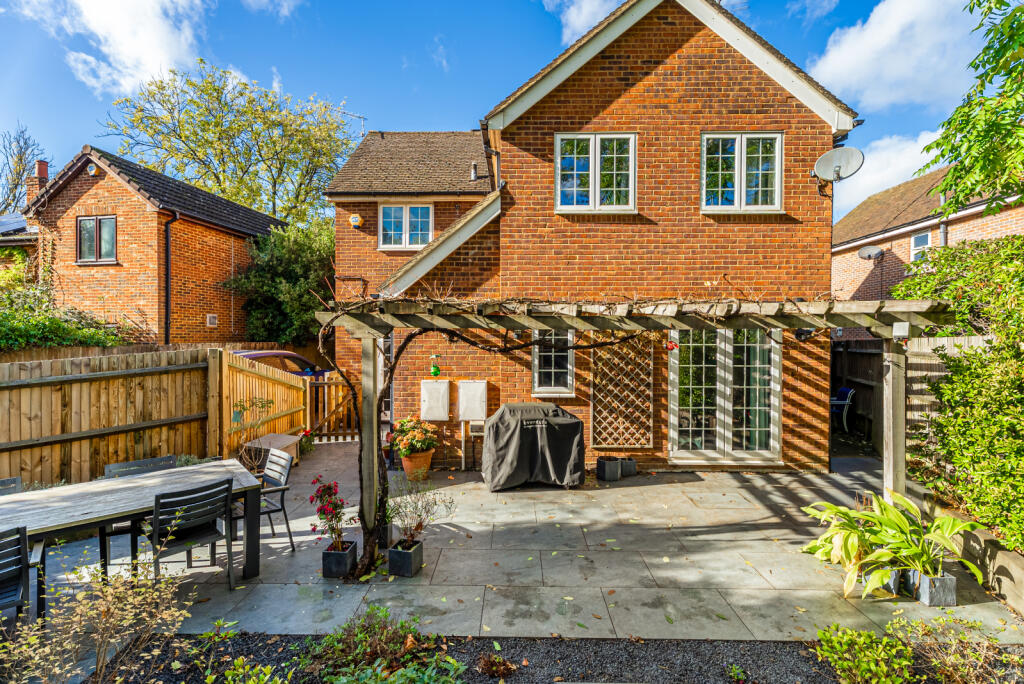 Additional image 16 of Harpenden Road, St. Albans, Hertfordshire, AL3