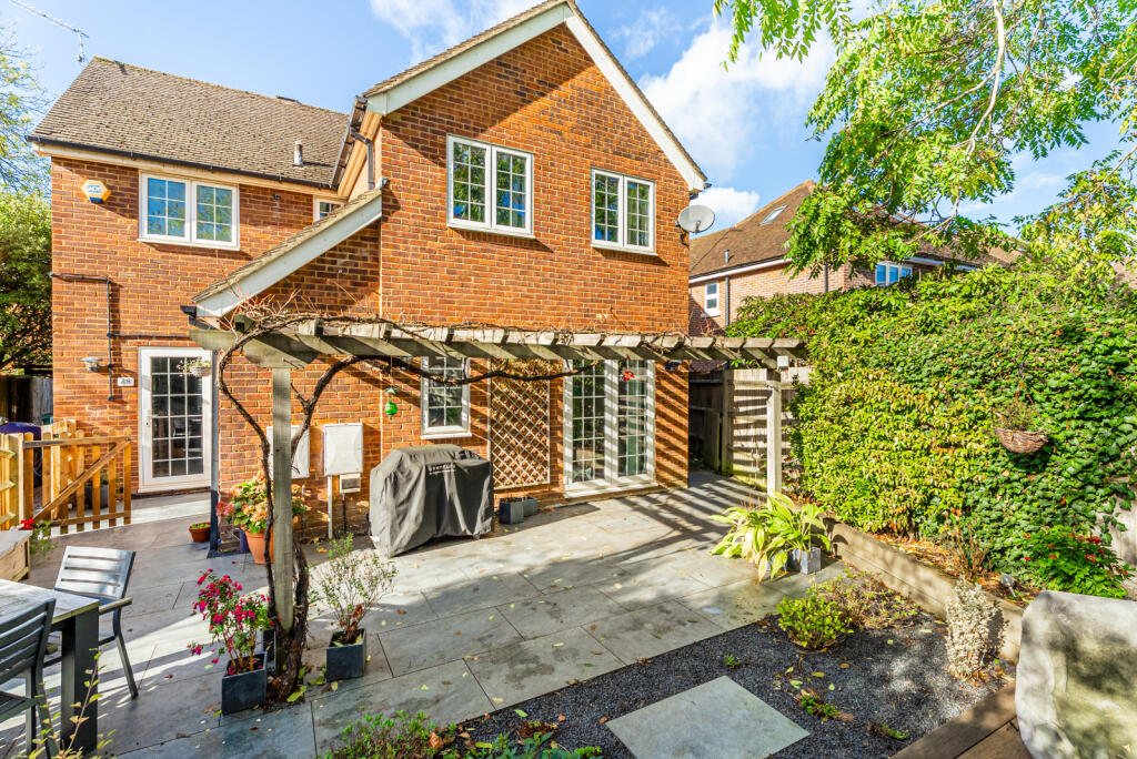 Additional image 3 of Harpenden Road, St. Albans, Hertfordshire, AL3