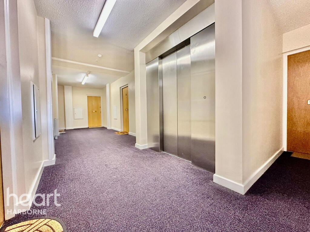 Additional image 8 of Queens Court, City Centre