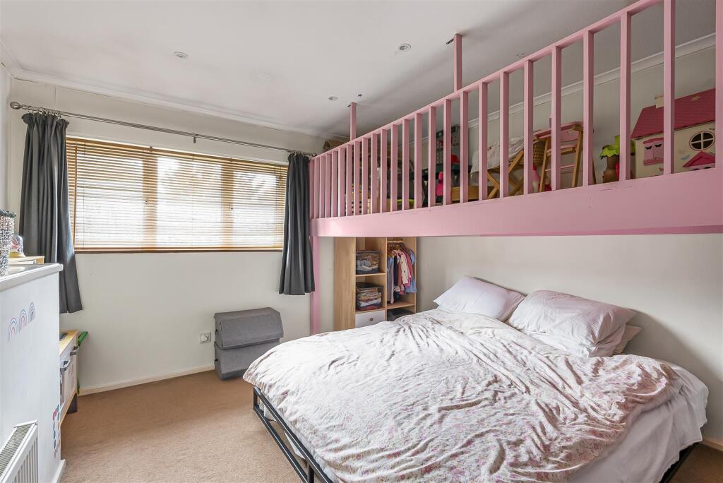 Additional image 10 of Raymonds Plain, Welwyn Garden City