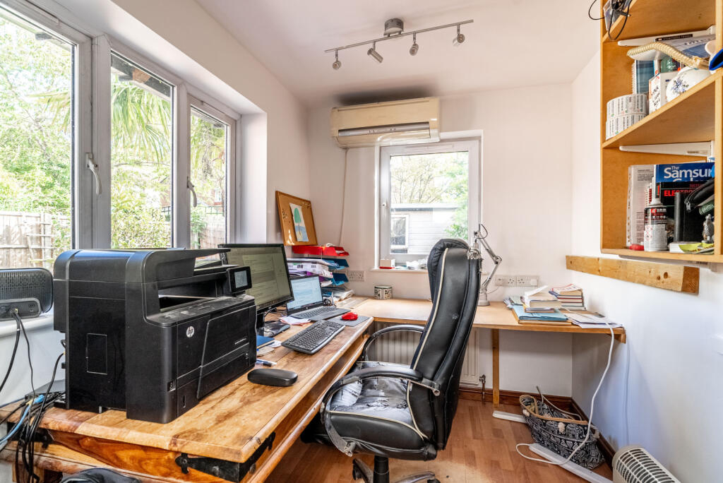 Additional image 9 of Kingfisher Close, Wheathampstead, St. Albans, Hertfordshire, AL4