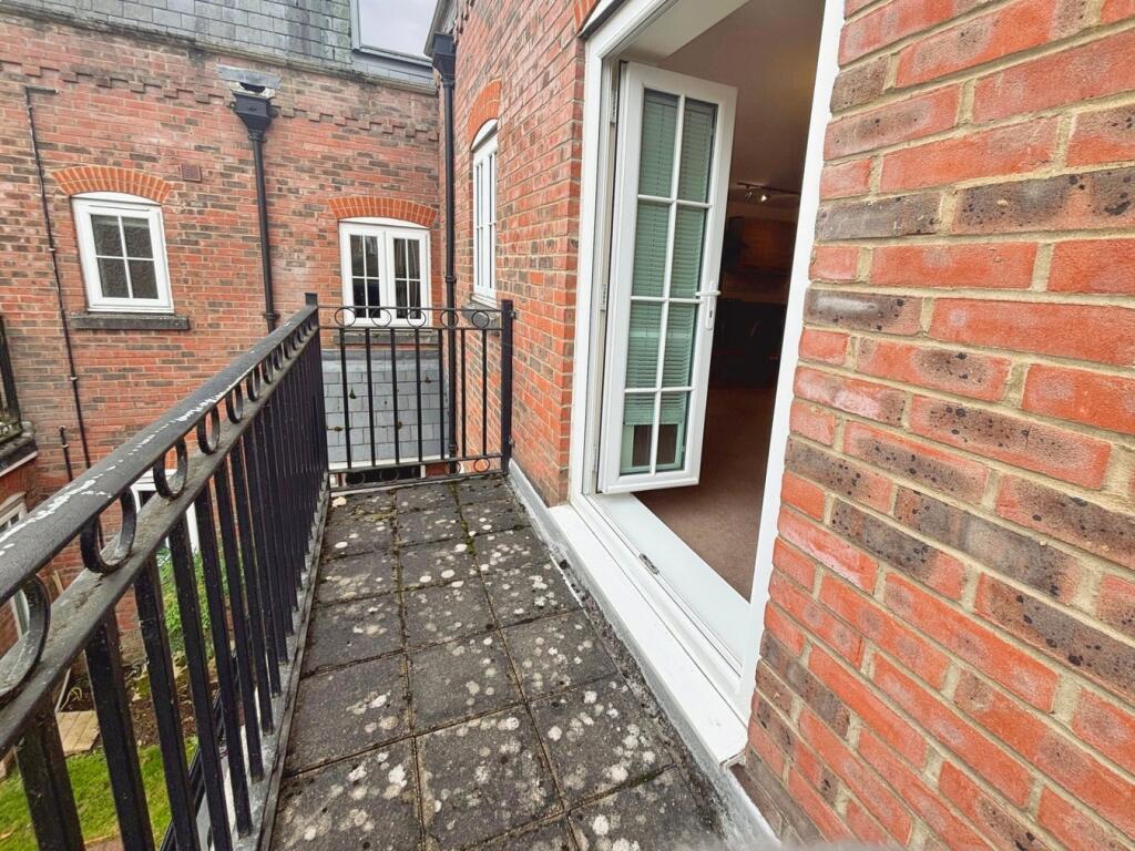 Additional image 5 of Great North Road, Hatfield, AL9