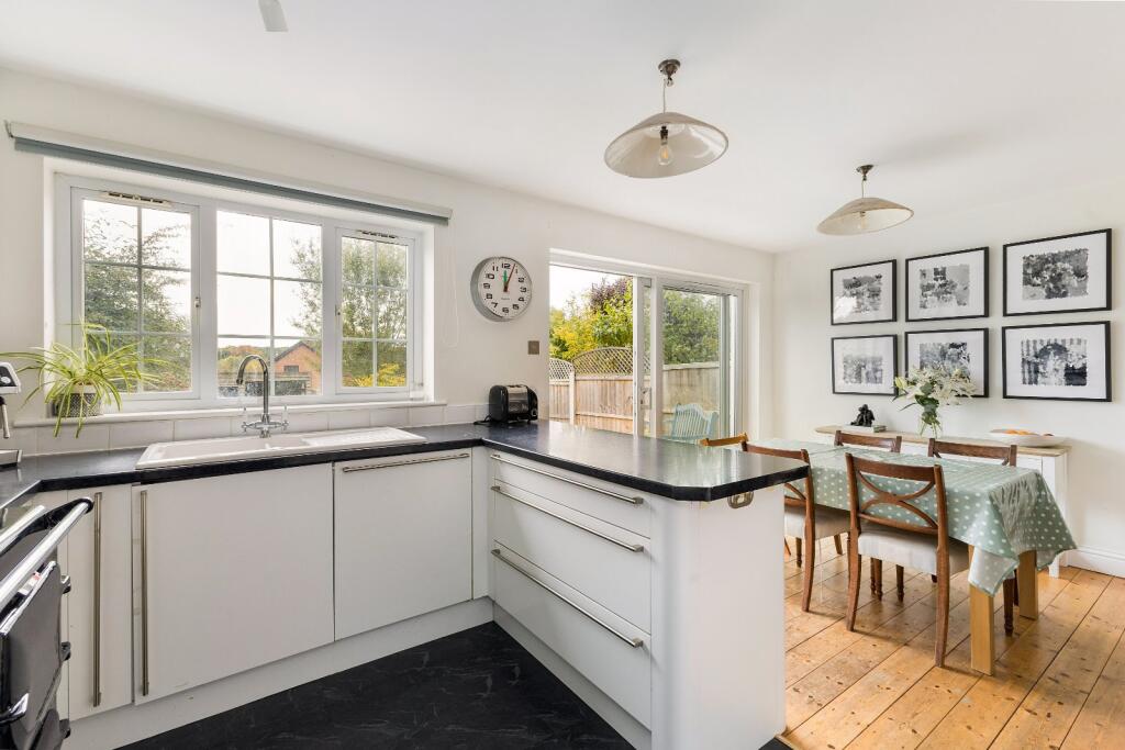 Additional image 4 of Barnfield Road, Harpenden, Hertfordshire