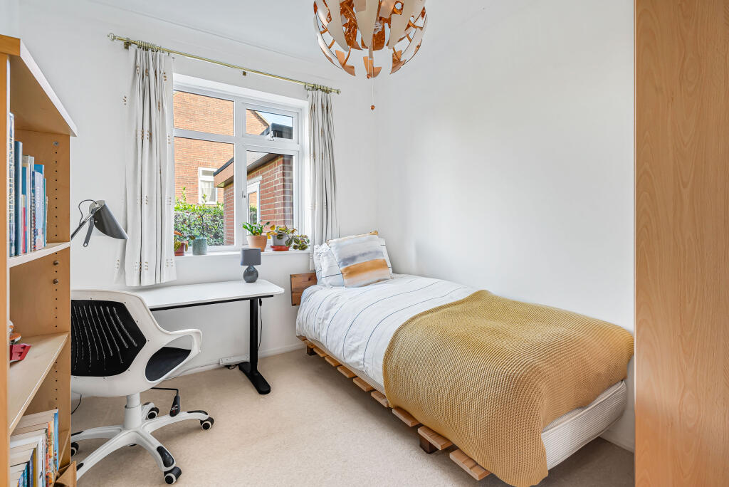 Additional image 16 of Crabtree Lane, Harpenden, Hertfordshire, AL5