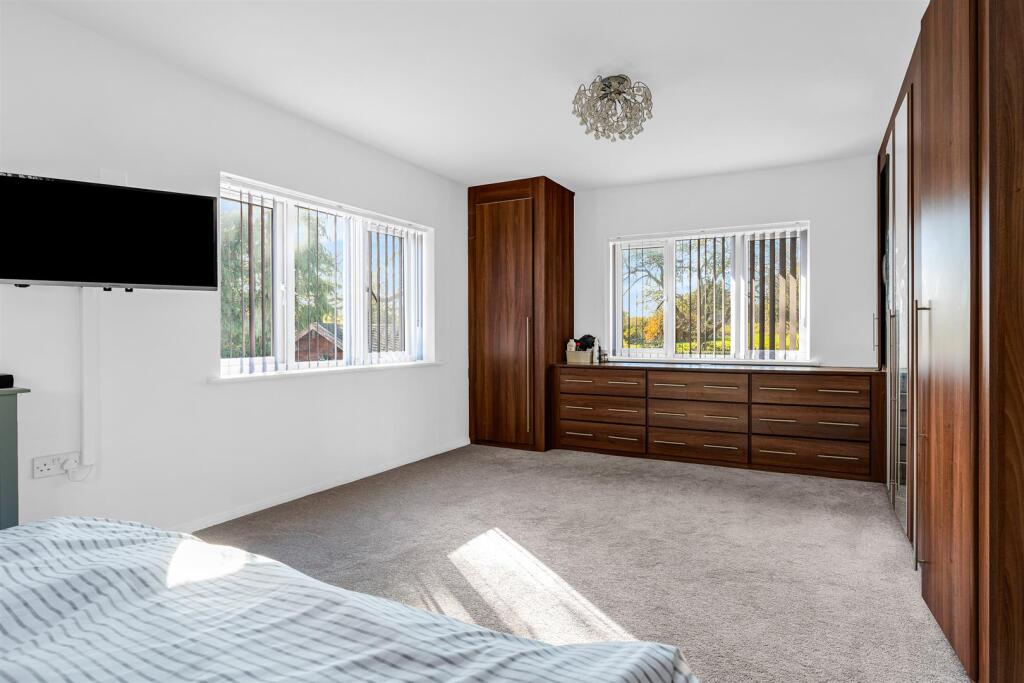 Additional image 19 of The Avenue, Welwyn