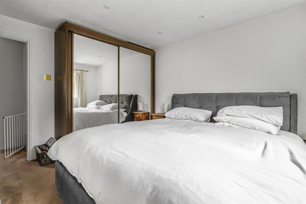 Additional image 8 of Raymonds Plain, Welwyn Garden City