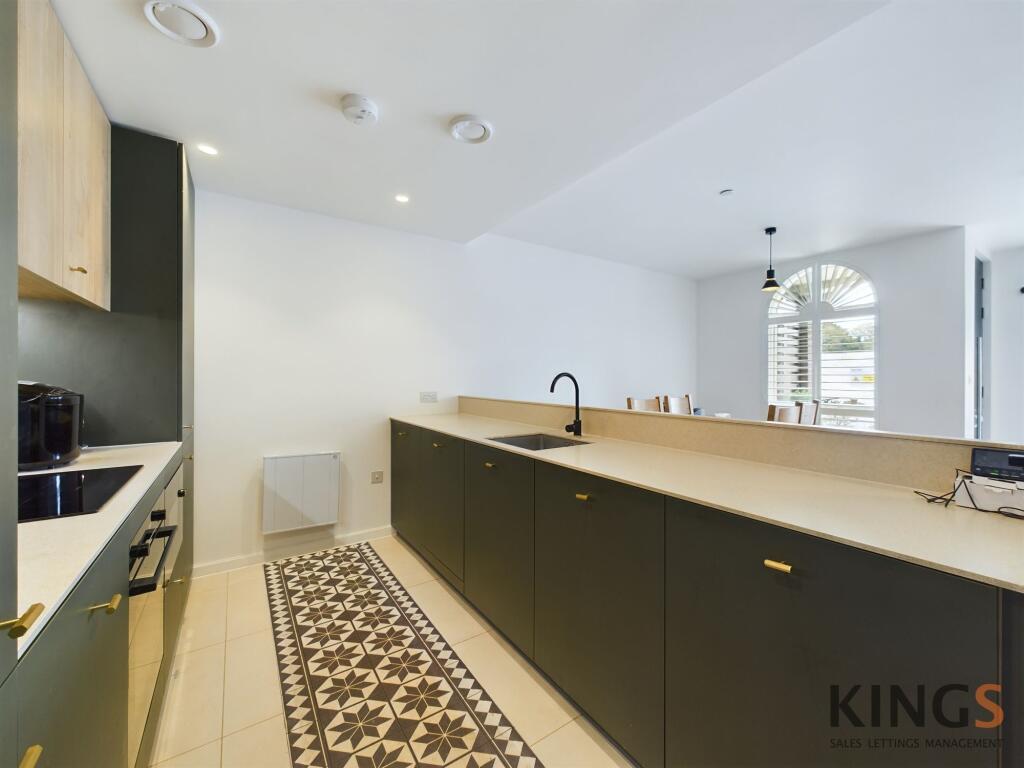 Additional image 12 of Salisbury Square, Blackhorse House, AL9