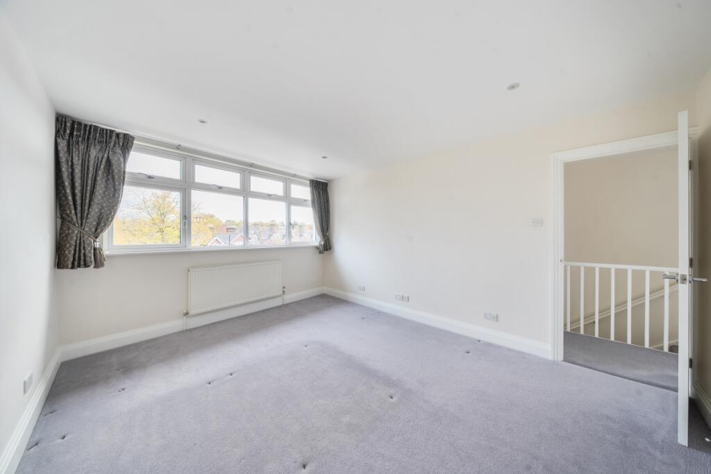 Additional image 6 of Church Green Row Church Green AL5