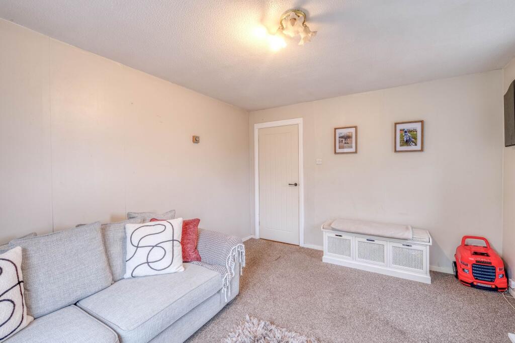 Additional image 5 of Patch Lane, Redditch, B98