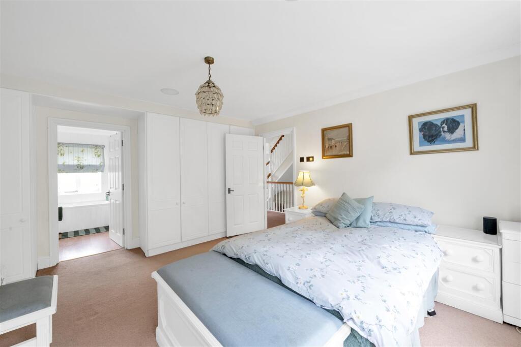 Additional image 14 of Codicote Road, Wheathampstead, St. Albans