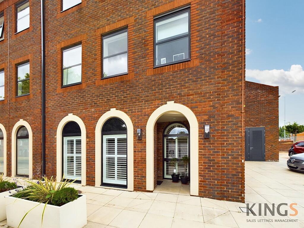 Property image for Salisbury Square, Blackhorse House, AL9