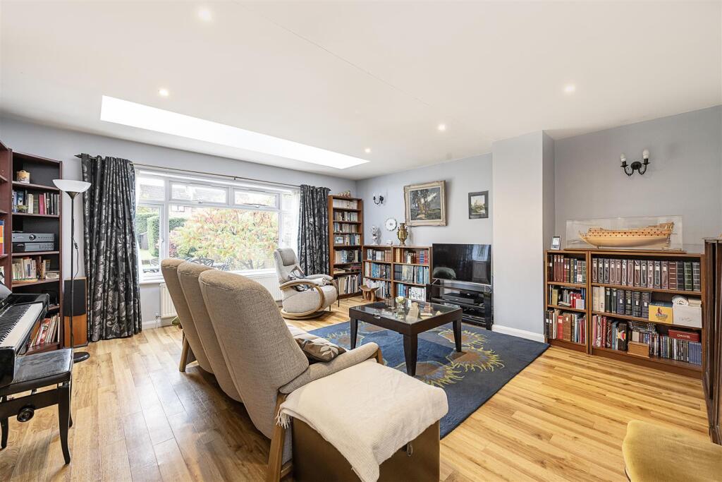 Additional image 5 of Luton Road, Harpenden