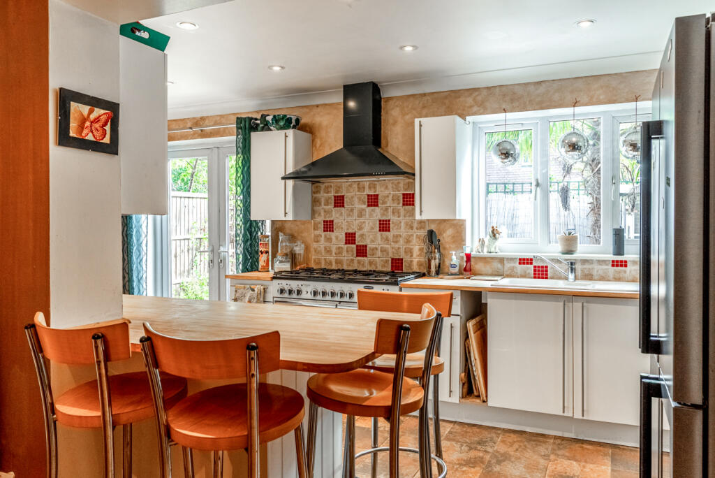 Additional image 5 of Kingfisher Close, Wheathampstead, St. Albans, Hertfordshire, AL4