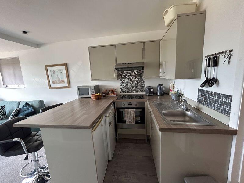 Additional image 2 of Station Road, Hatfield