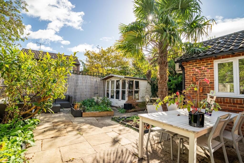 Additional image 16 of Kingfisher Close, Wheathampstead, St. Albans, Hertfordshire, AL4