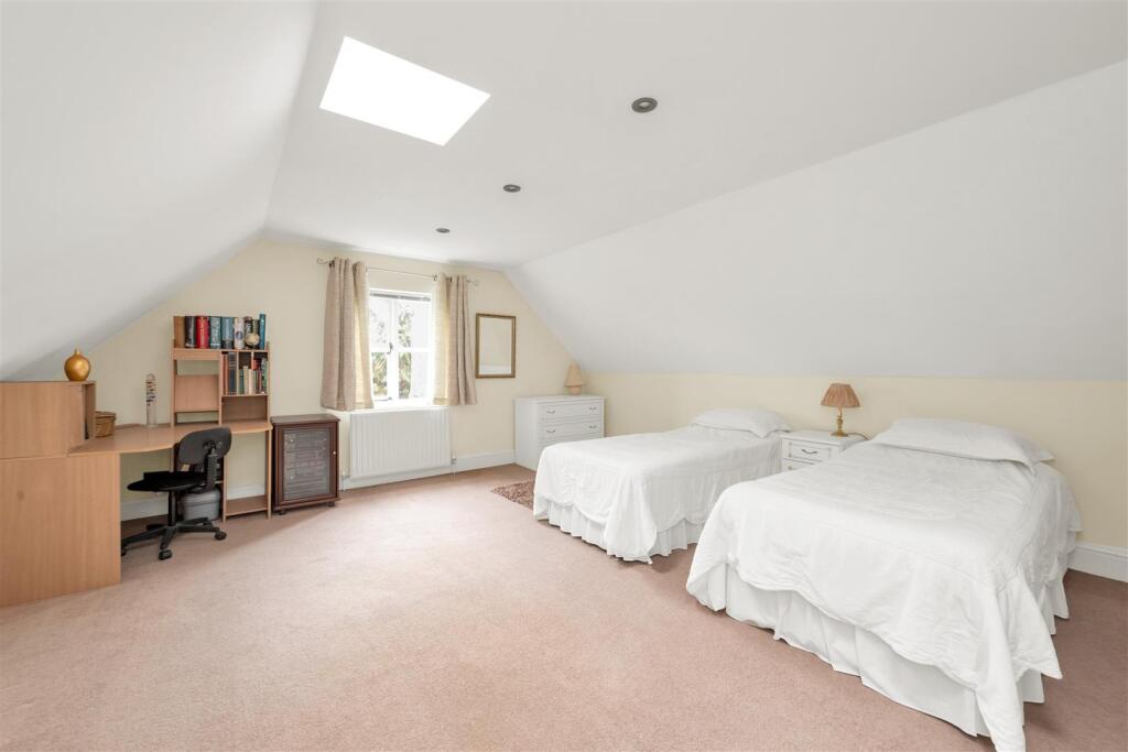 Additional image 22 of Codicote Road, Wheathampstead, St. Albans