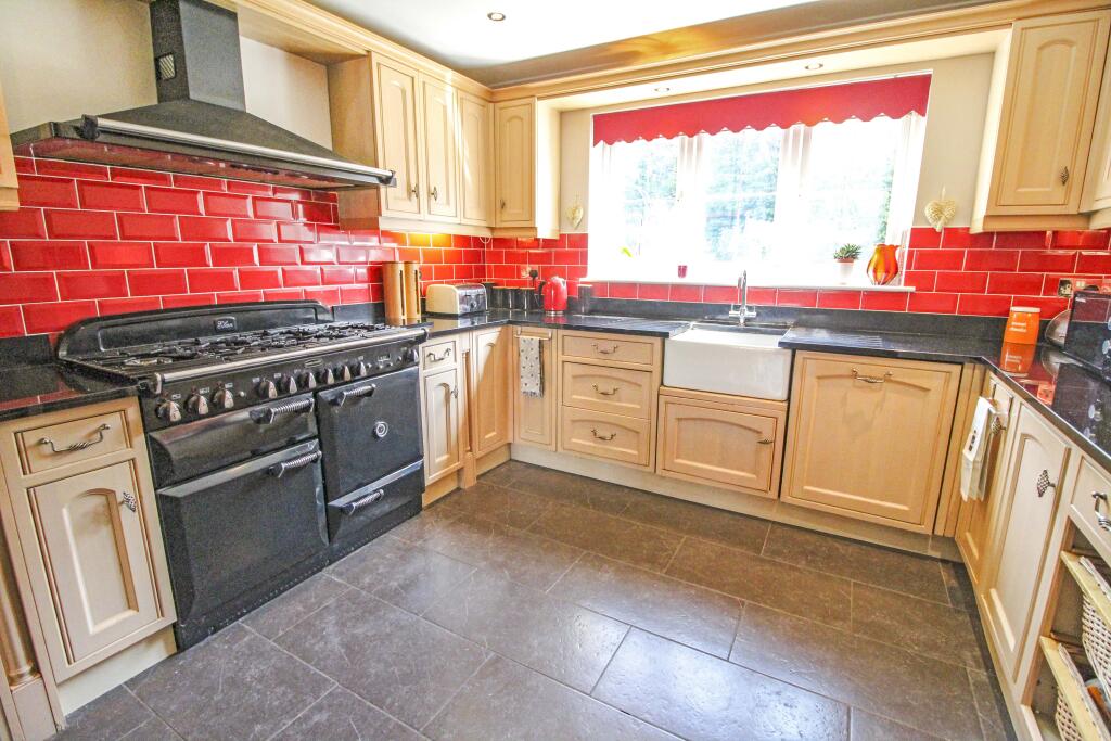 Additional image 11 of Otter Close, Redditch, B98