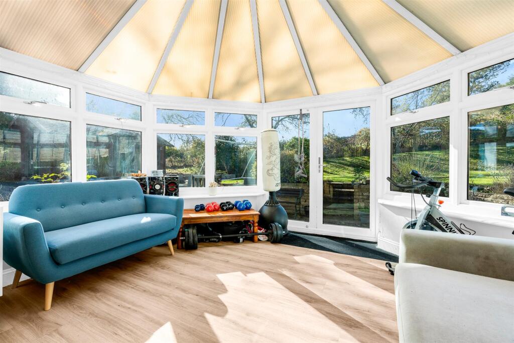 Additional image 13 of The Avenue, Welwyn