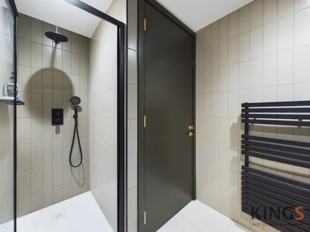 Additional image 17 of Salisbury Square, Blackhorse House, AL9