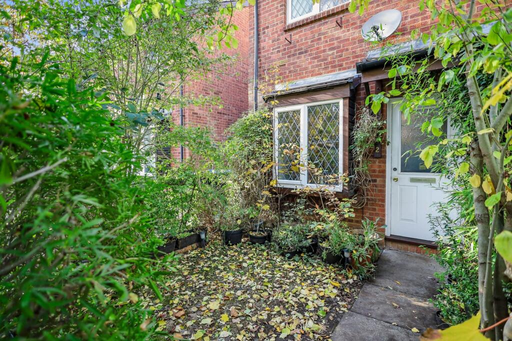 Additional image 3 of 2 Cowslips, Hertfordshire, AL7 2JJ