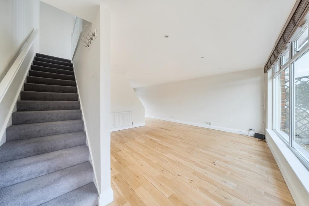 Additional image 12 of Church Green Row Church Green AL5