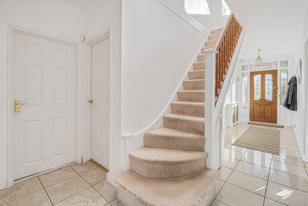 Additional image 10 of Crabtree Lane, Harpenden, Hertfordshire, AL5