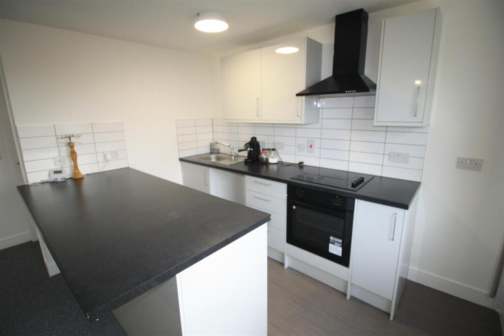 Additional image 3 of Kineton Close, Redditch