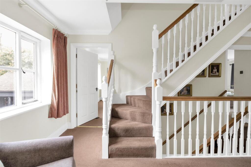 Additional image 21 of Codicote Road, Wheathampstead, St. Albans