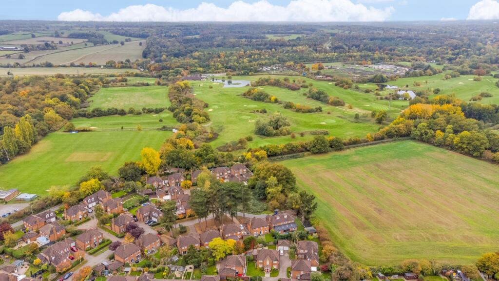 Additional image 21 of Bennett Close, Welwyn Garden City, AL7 4JA