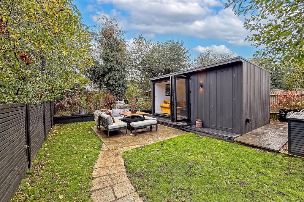 Additional image 4 of High Street, Sandridge, St Albans