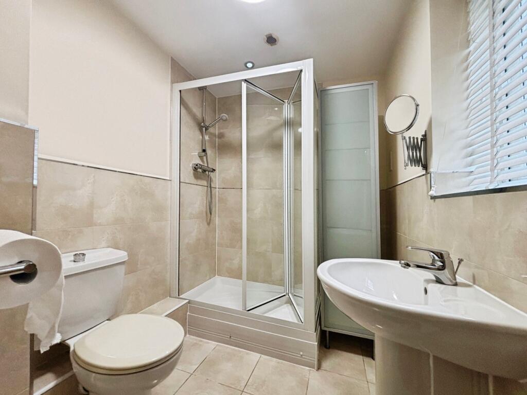 Additional image 8 of Great North Road, Hatfield, AL9