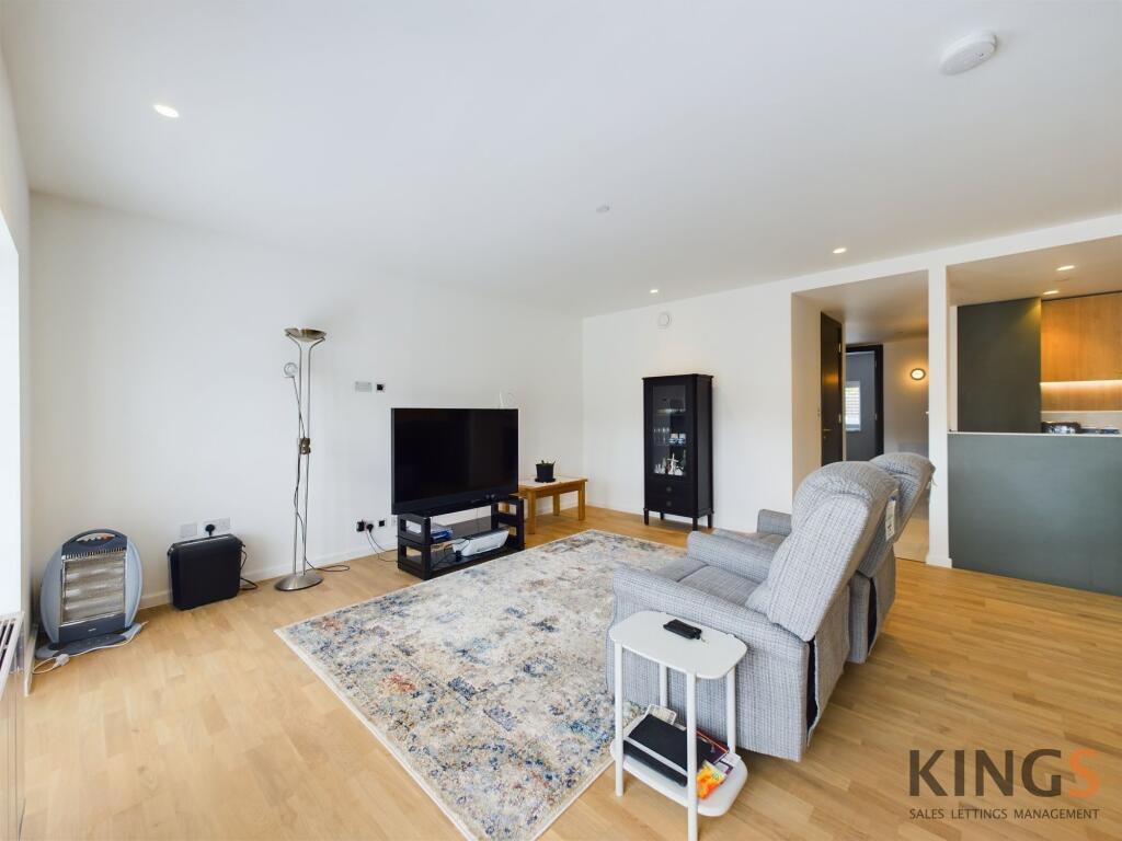 Additional image 7 of Salisbury Square, Blackhorse House, AL9