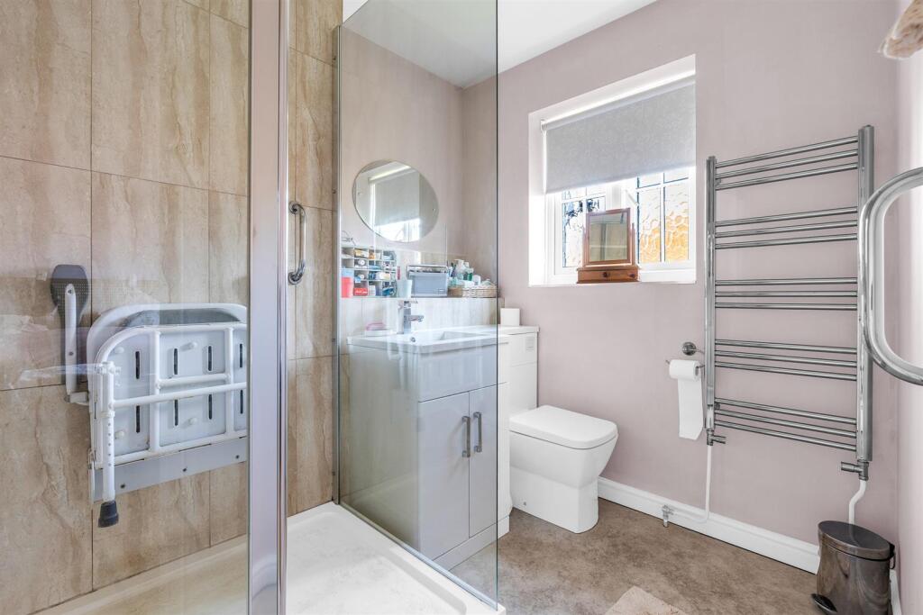 Additional image 14 of Welwyn Hall Gardens, Welwyn