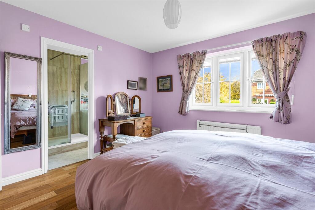 Additional image 12 of Welwyn Hall Gardens, Welwyn