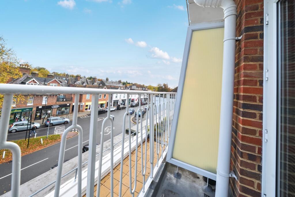 Additional image 16 of Church Green Row Church Green AL5