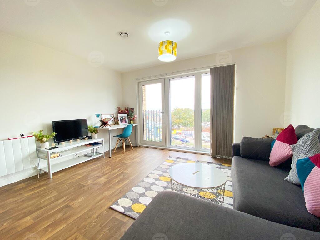 Additional image 3 of Roosevelt Apartment, Lexington Gardens, Birmingham, B15 2DU