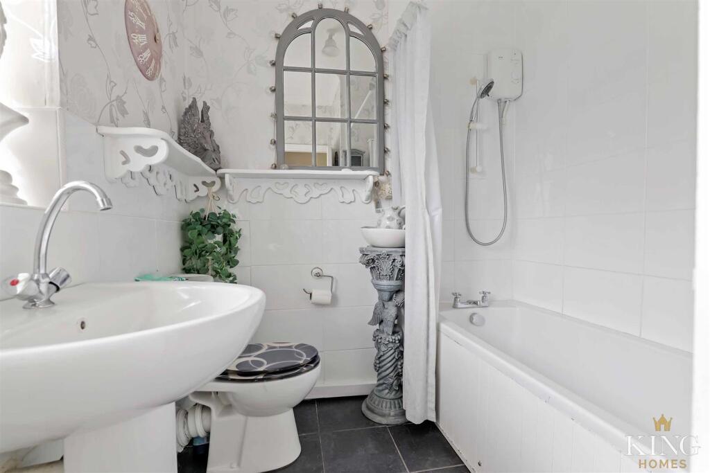 Additional image 9 of Mason Close, Redditch