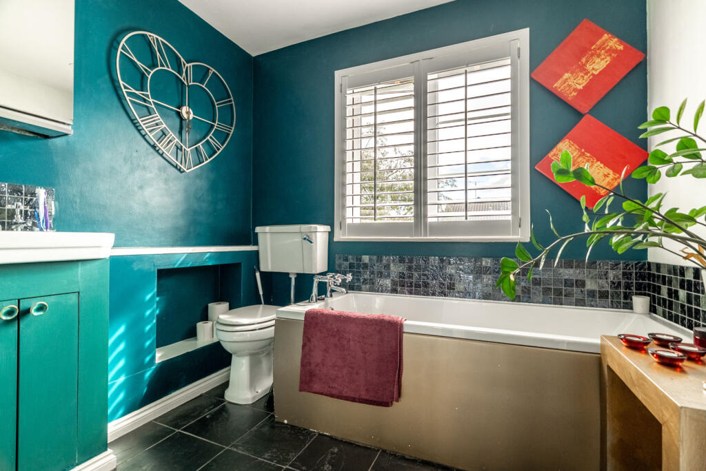 Additional image 12 of Kingfisher Close, Wheathampstead, St. Albans, Hertfordshire, AL4