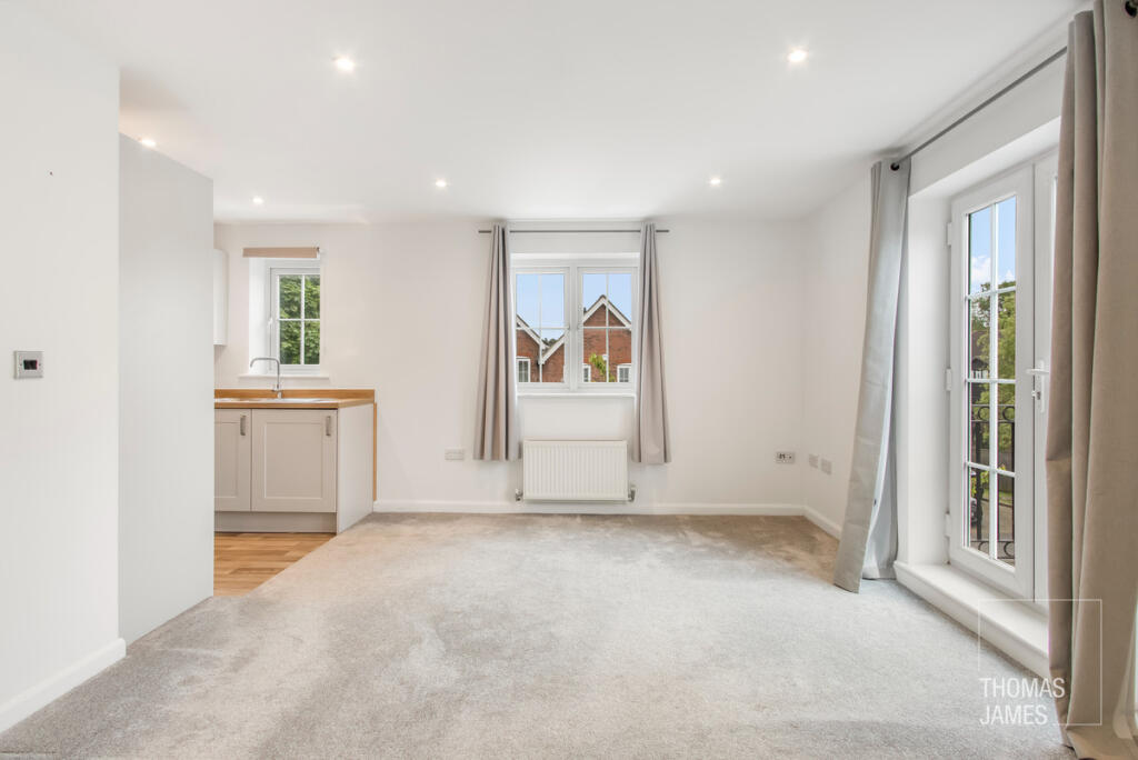 Additional image 5 of Great North Road, Hatfield, AL9