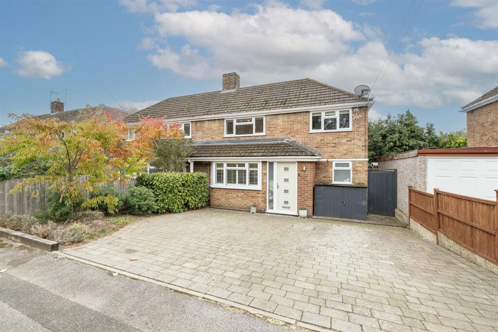 Property image for Grove Avenue, Harpenden