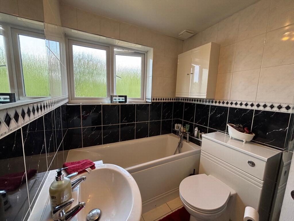 Additional image 7 of Admirals Close, Colney Heath, AL4